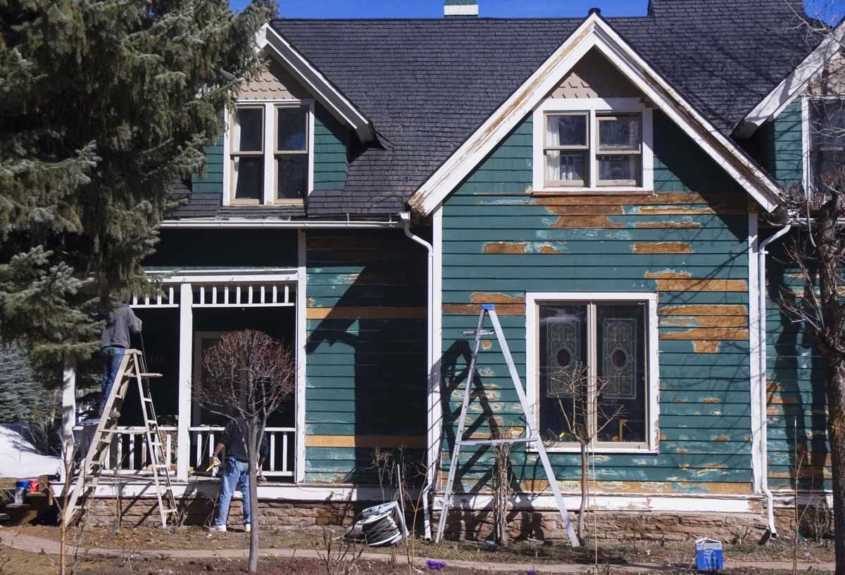 5 Professional Exterior Painting Preparation Steps for Your Surrey Home